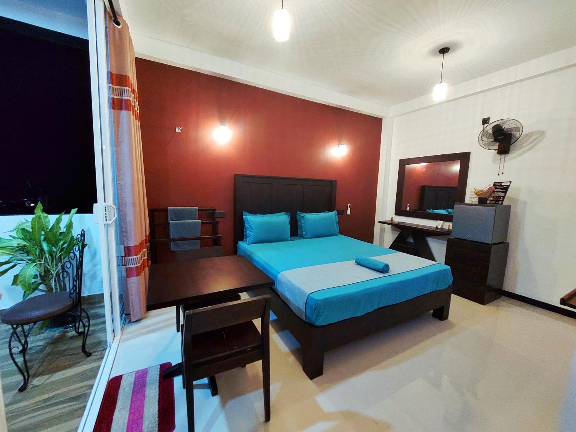 Chen Villa - Near Airport Негомбо Экстерьер фото